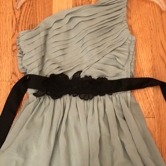 Never worn evening gown - Picture 2 of 4